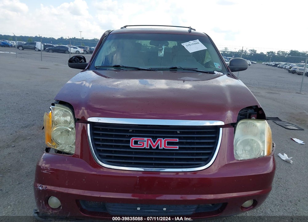 2008 GMC YUKON SLE VIN: 1GKFC13C88J181002