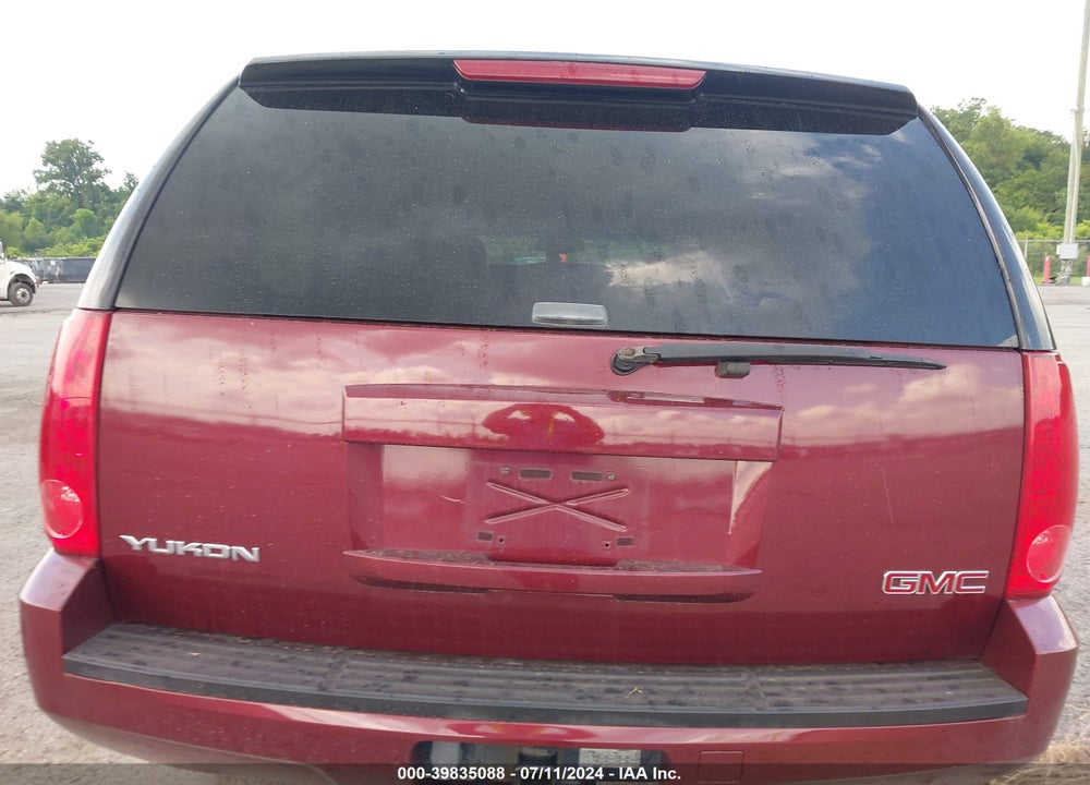 2008 GMC YUKON SLE VIN: 1GKFC13C88J181002