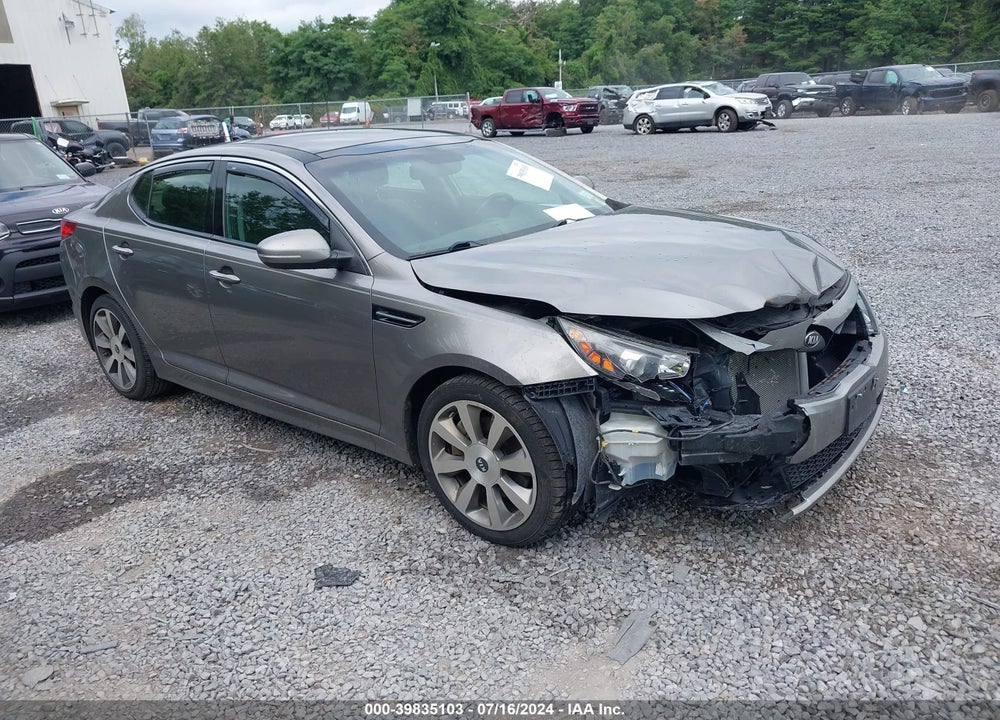 2013 KIA OPTIMA SX VIN: 5XXGR4A69DG124397