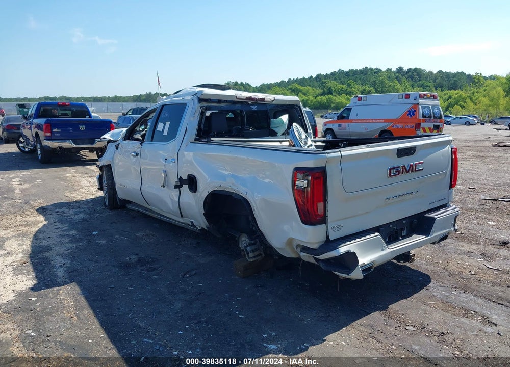 2021 GMC SIERRA 1500 4WD SHORT BOX DENALI VIN: 3GTU9FEL4MG134962