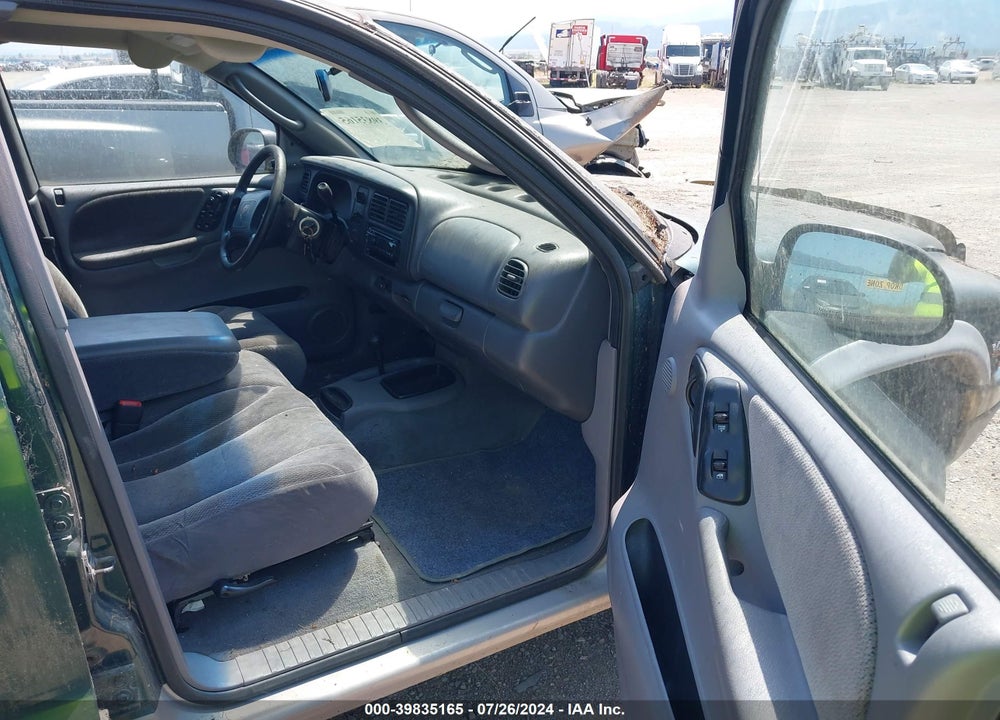2000 DODGE DAKOTA SLT/SPORT VIN: 1B7GG2AN3YS645807