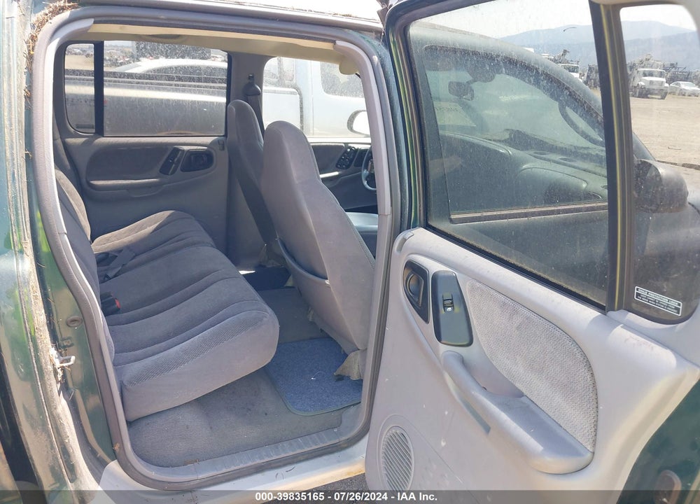 2000 DODGE DAKOTA SLT/SPORT VIN: 1B7GG2AN3YS645807