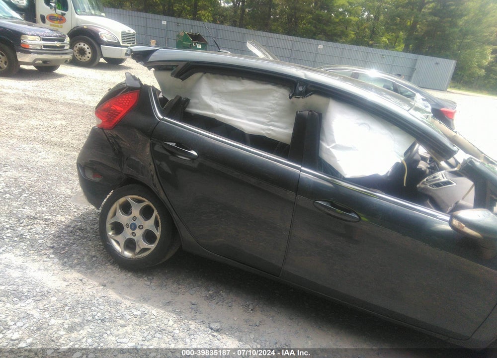 2011 FORD FIESTA VIN: 3FADP4FJXBM225262