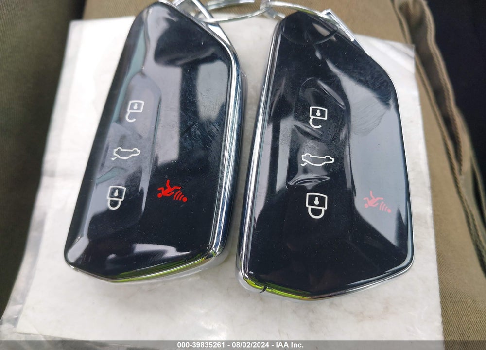2024 VOLKSWAGEN GOLF GTI 2.0T SE VIN: WVW3A7CDXRW163430