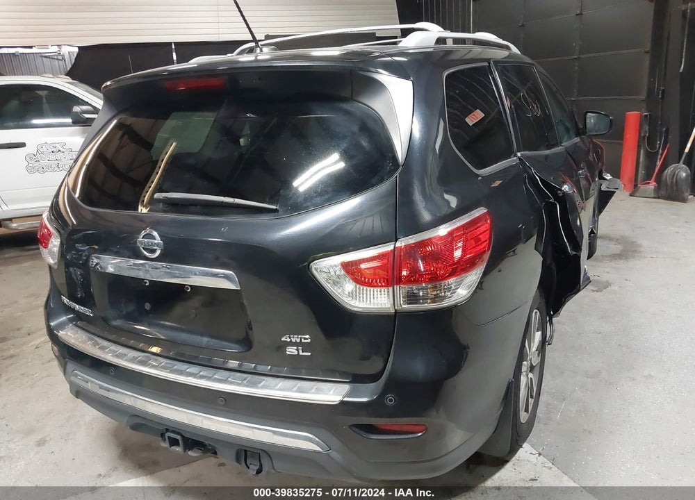 2015 NISSAN PATHFINDER SL VIN: 5N1AR2MM7FC719414
