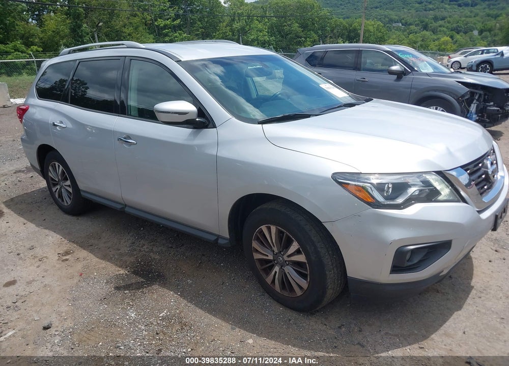 2018 NISSAN PATHFINDER SV VIN: 5N1DR2MM9JC607428