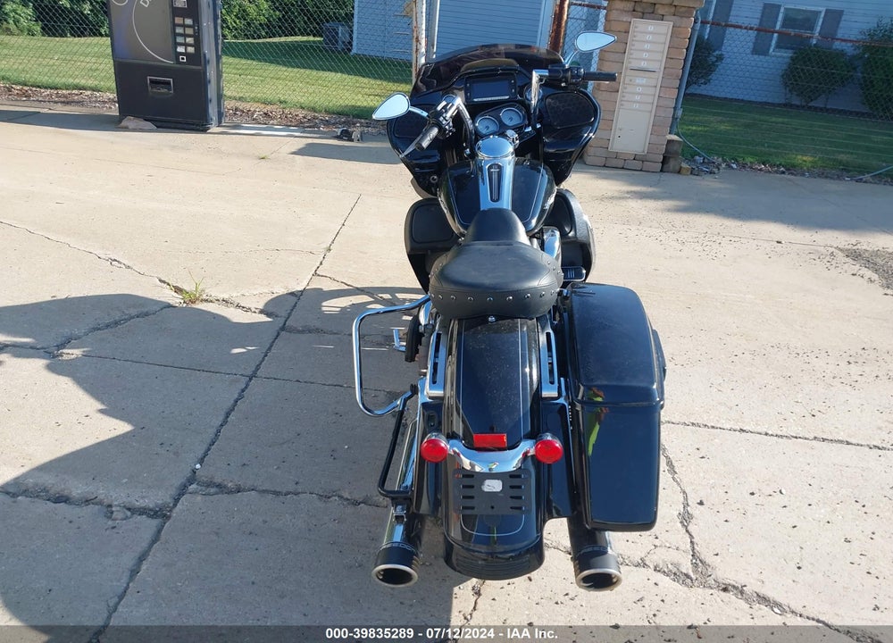 2015 HARLEY-DAVIDSON FLTRXS ROAD GLIDE SPECIAL VIN: 1HD1KTM13FB629508
