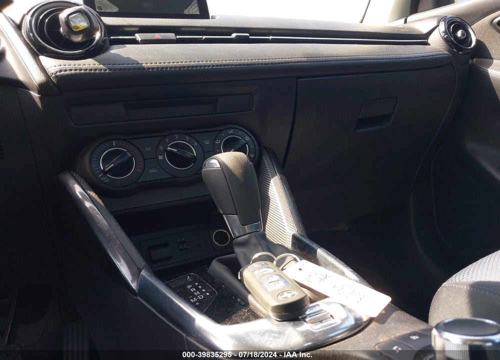 2016 SCION IA VIN: 3MYDLBZV3GY102560