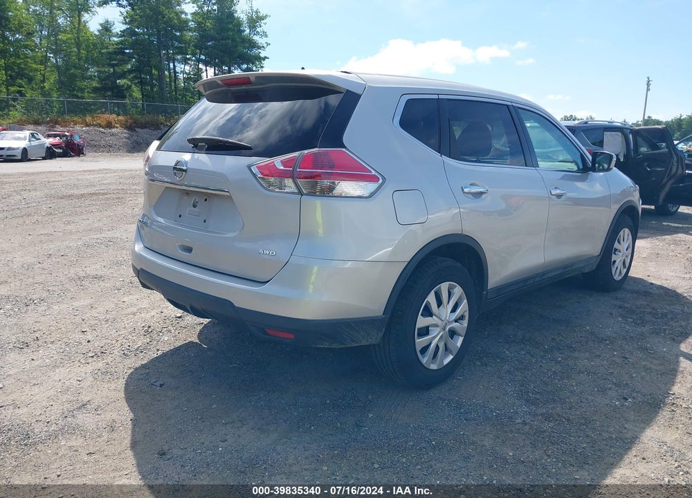 2015 NISSAN ROGUE S VIN: 5N1AT2MK4FC898821