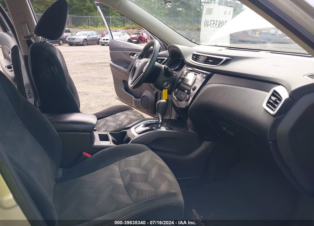 2015 NISSAN ROGUE S VIN: 5N1AT2MK4FC898821