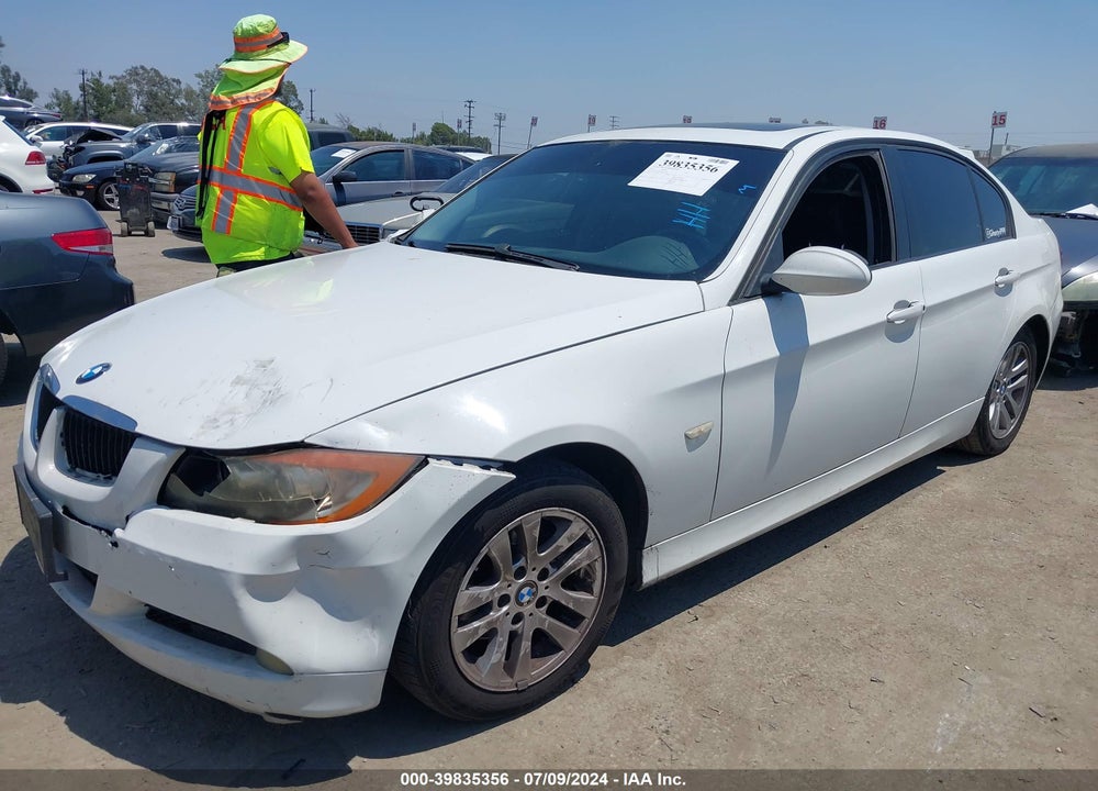 2007 BMW 328I VIN: WBAVA33547KX77482