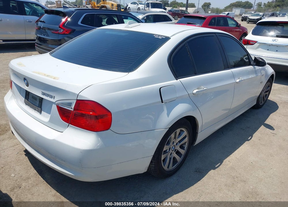 2007 BMW 328I VIN: WBAVA33547KX77482