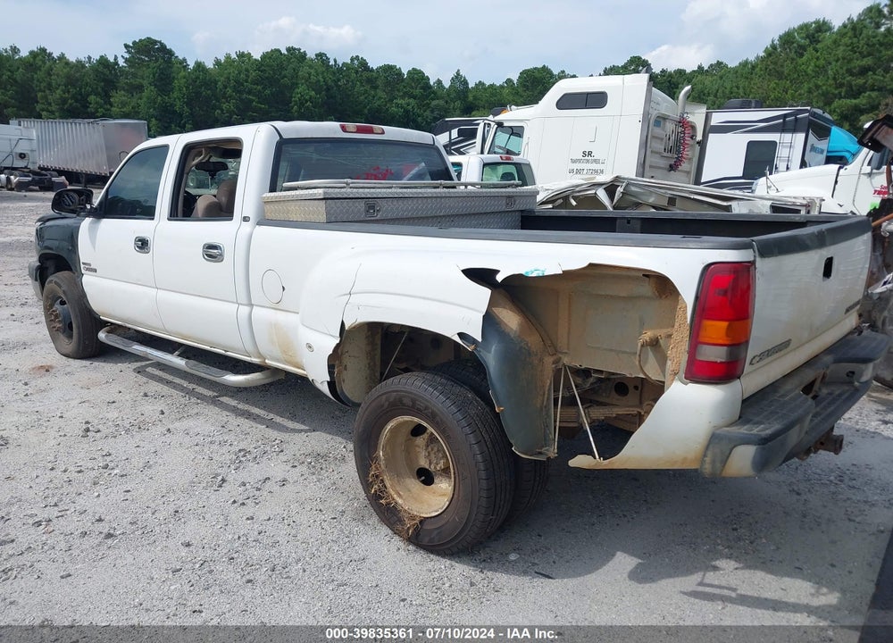 2003 CHEVROLET SILVERADO 3500 LS VIN: 1GCJC33163F152433