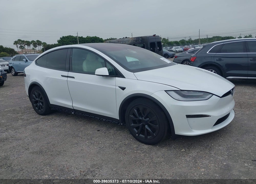 2022 TESLA MODEL X DUAL MOTOR ALL-WHEEL DRIVE VIN: 7SAXCBE50NF357227