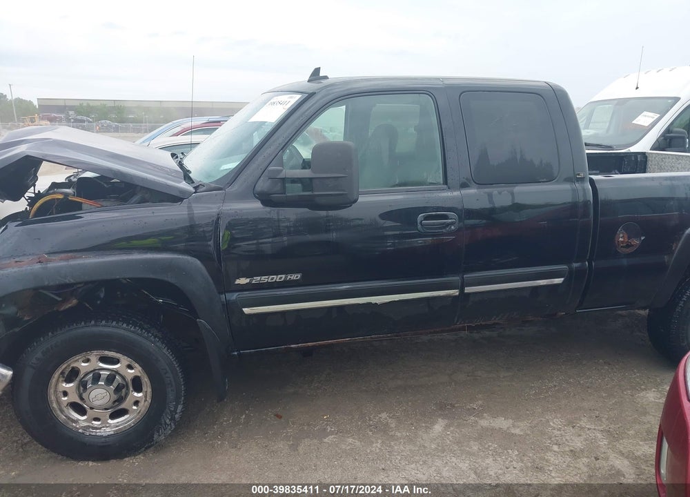 2007 CHEVROLET SILVERADO 2500HD CLASSIC LT1 VIN: 1GCHK29U57E147474