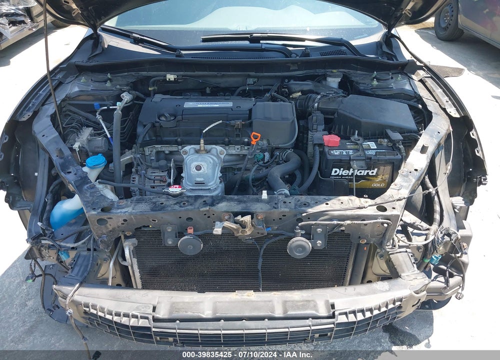 2015 HONDA ACCORD LX VIN: 1HGCR2F38FA060094