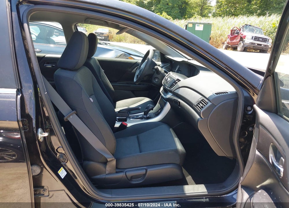 2015 HONDA ACCORD LX VIN: 1HGCR2F38FA060094