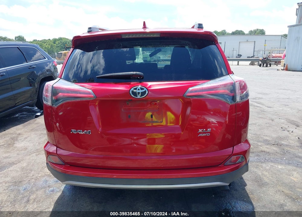 2016 TOYOTA RAV4 XLE VIN: 2T3RFREV5GW459125