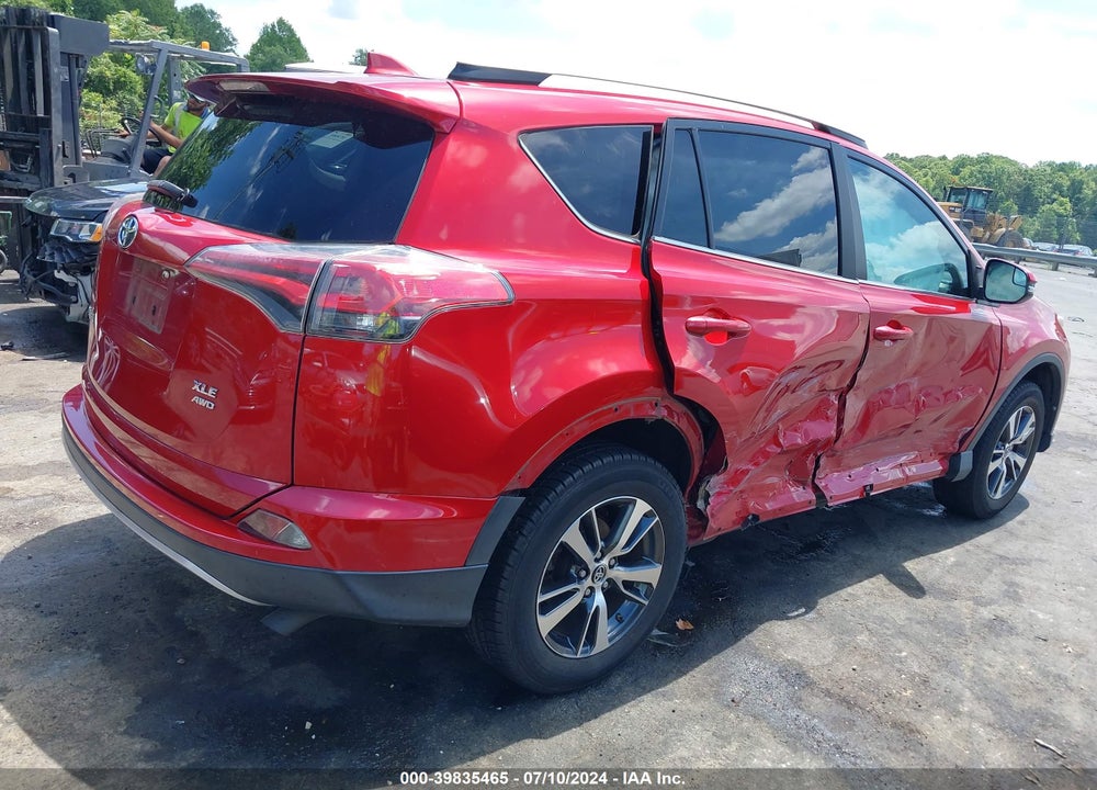 2016 TOYOTA RAV4 XLE VIN: 2T3RFREV5GW459125