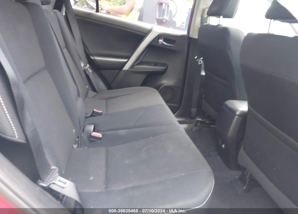 2016 TOYOTA RAV4 XLE VIN: 2T3RFREV5GW459125