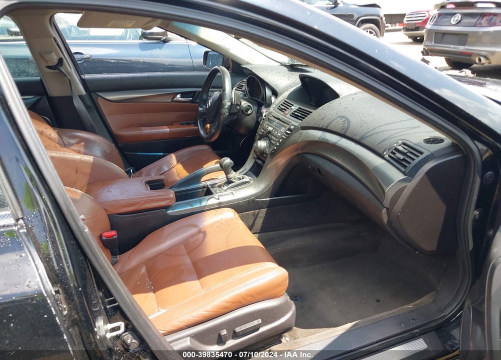 2013 ACURA TL 3.7 VIN: 19UUA9F58DA002179