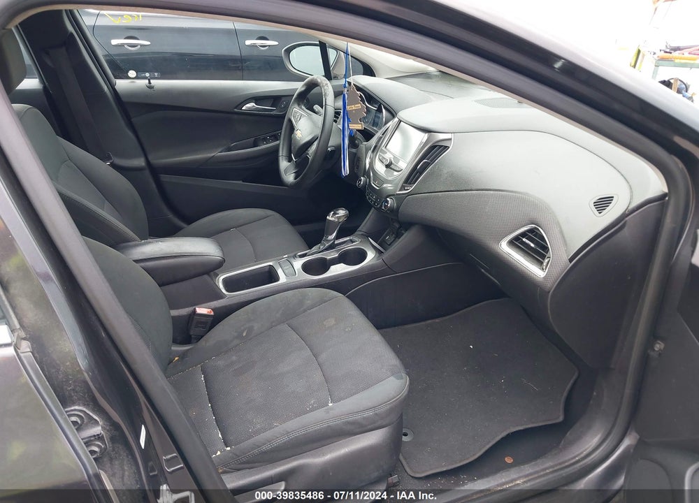2017 CHEVROLET CRUZE LT AUTO VIN: 1G1BE5SM1H7181936