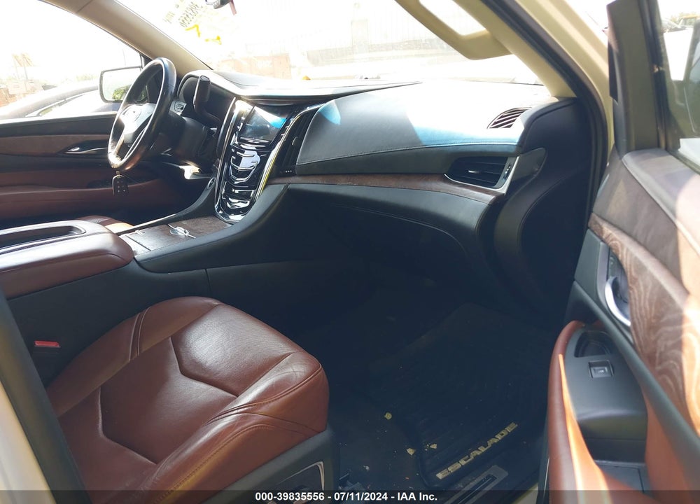 2015 CADILLAC ESCALADE LUXURY VIN: 1GYS3BKJ2FR201060