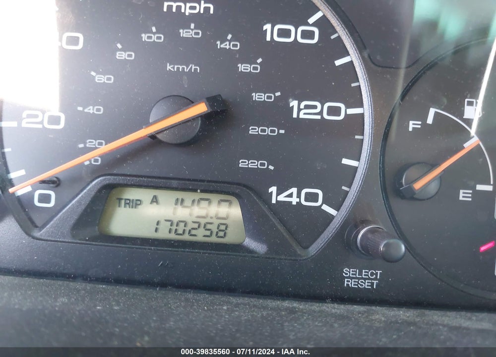 2002 HONDA ODYSSEY EX VIN: 5FNRL18612B023353