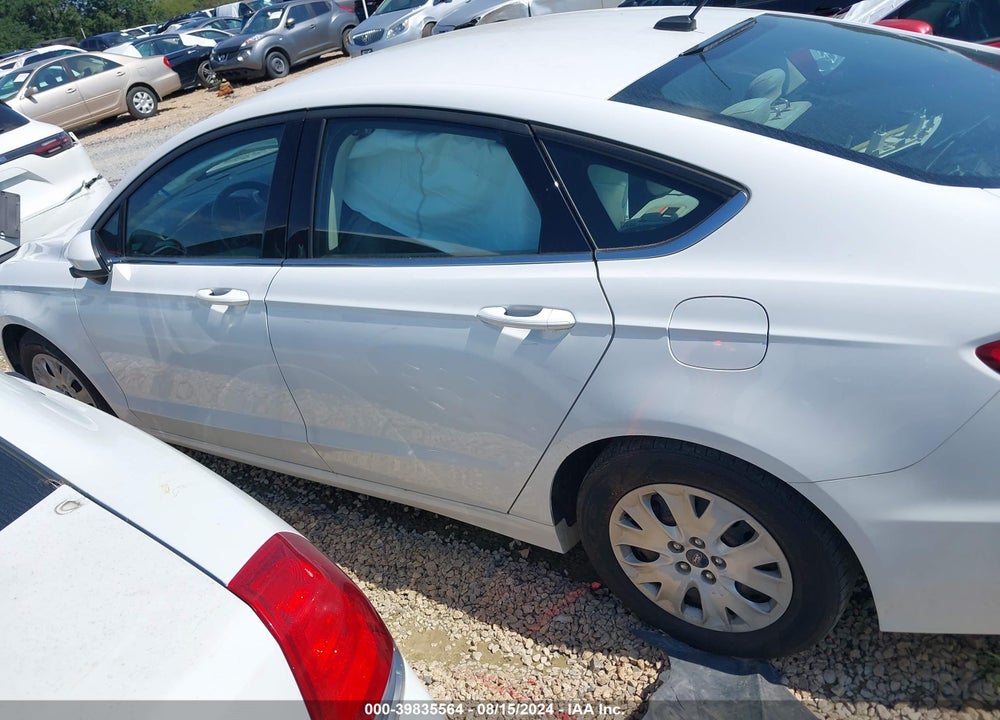 2019 FORD FUSION VIN: 3FA6P0G71KR239316