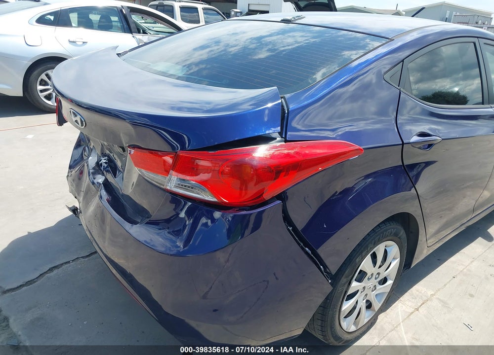 2013 HYUNDAI ELANTRA GLS VIN: 5NPDH4AE6DH203429