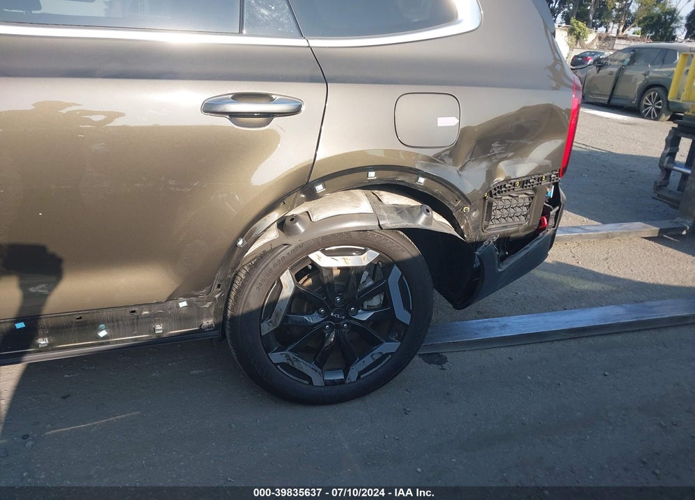 2023 KIA TELLURIDE S VIN: 5XYP6DGCXPG333721