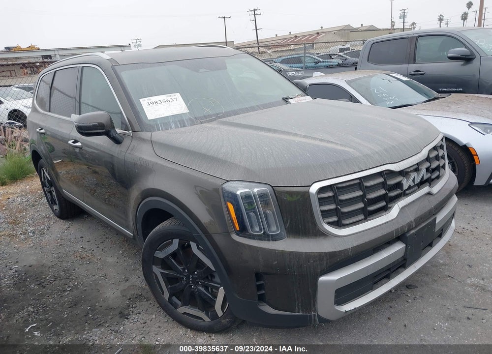 2023 KIA TELLURIDE S VIN: 5XYP6DGCXPG333721