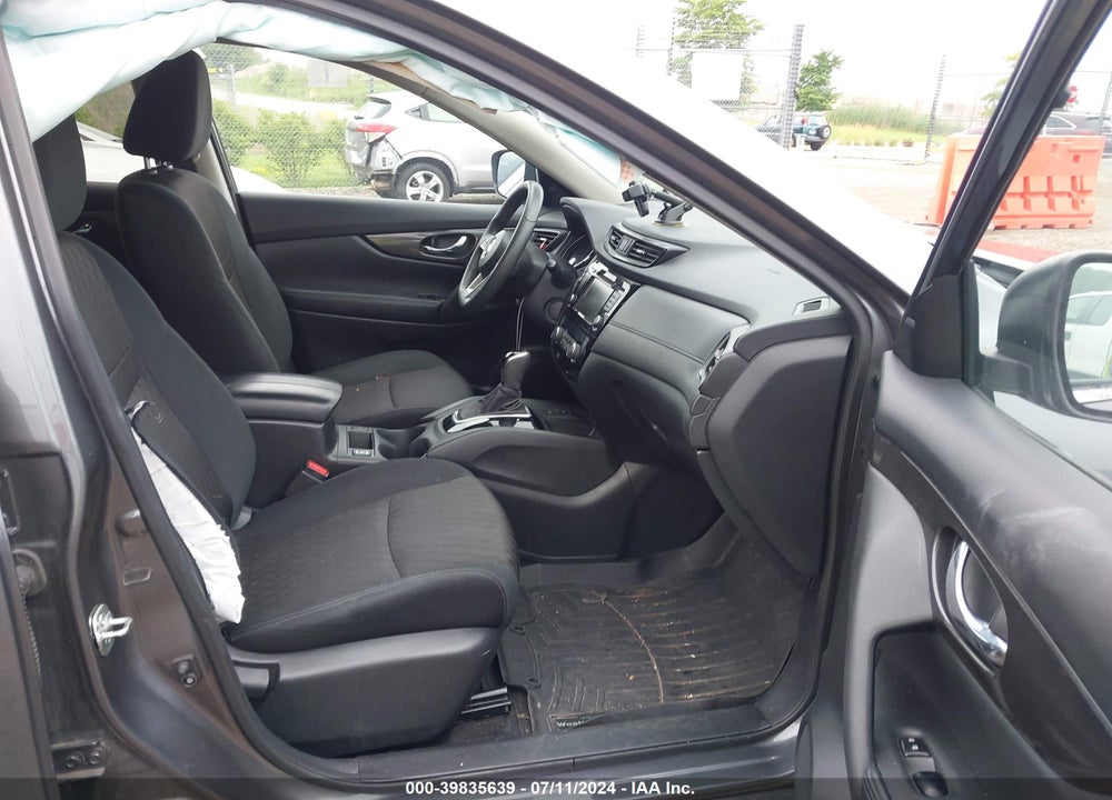 2019 NISSAN ROGUE SV VIN: 5N1AT2MV3KC820860
