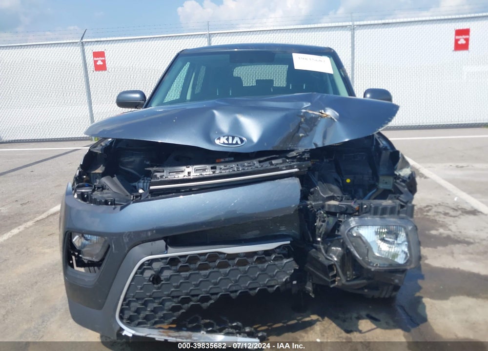 2020 KIA SOUL LX VIN: KNDJ23AU7L7087053