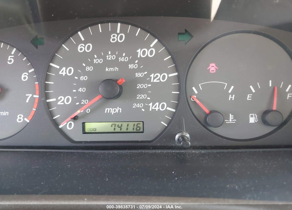 2001 MAZDA 626 ES/LX VIN: 1YVGF22CX15230854