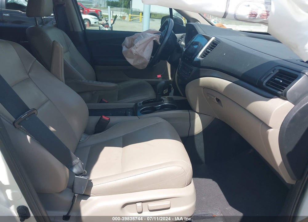 2017 HONDA PILOT EX-L VIN: 5FNYF5H53HB024658