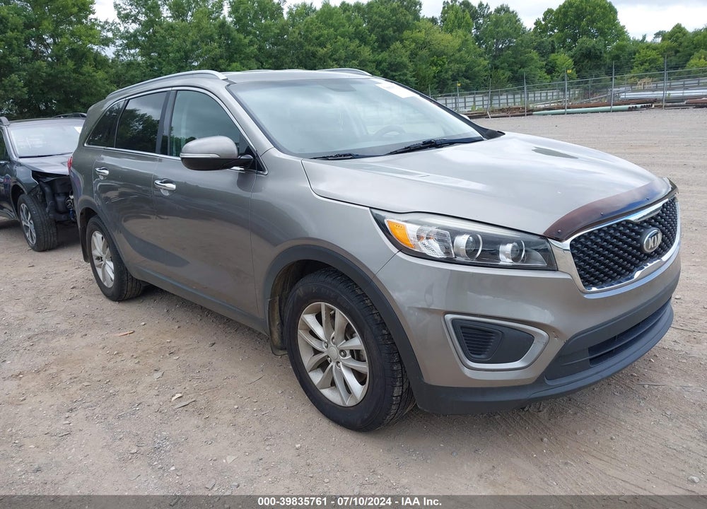 2016 KIA SORENTO 3.3L LX VIN: 5XYPG4A56GG110955