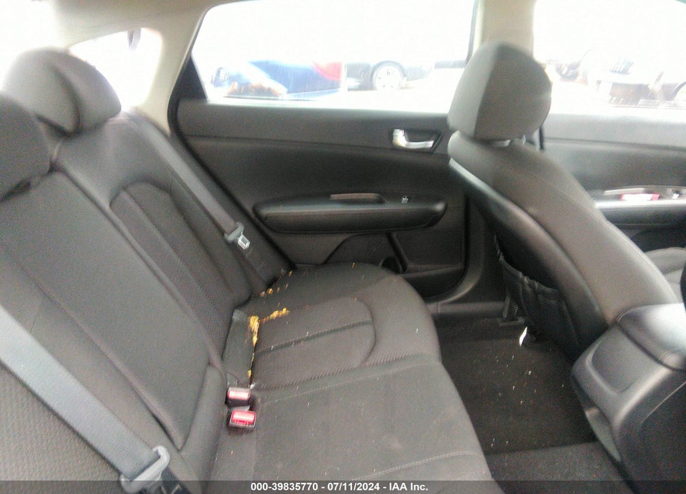 2016 KIA OPTIMA LX VIN: 5XXGT4L33GG100220