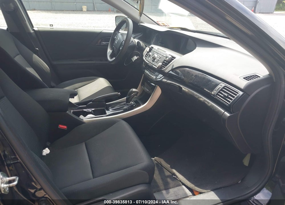 2017 HONDA ACCORD LX VIN: 1HGCR2F33HA304558
