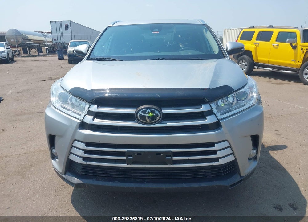 2019 TOYOTA HIGHLANDER XLE VIN: 5TDJZRFH8KS606030