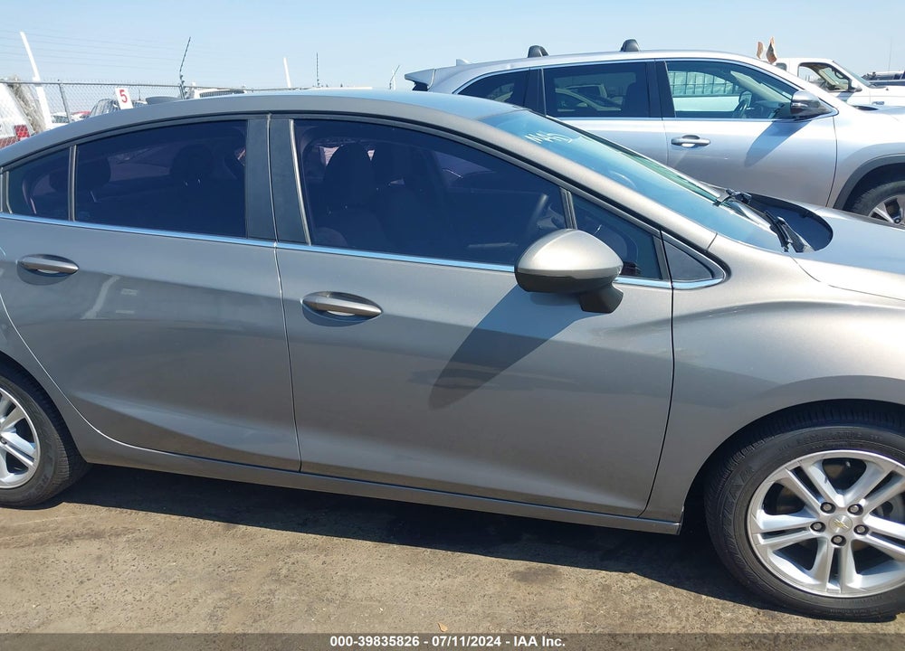 2018 CHEVROLET CRUZE LT AUTO VIN: 1G1BE5SM9J7143098