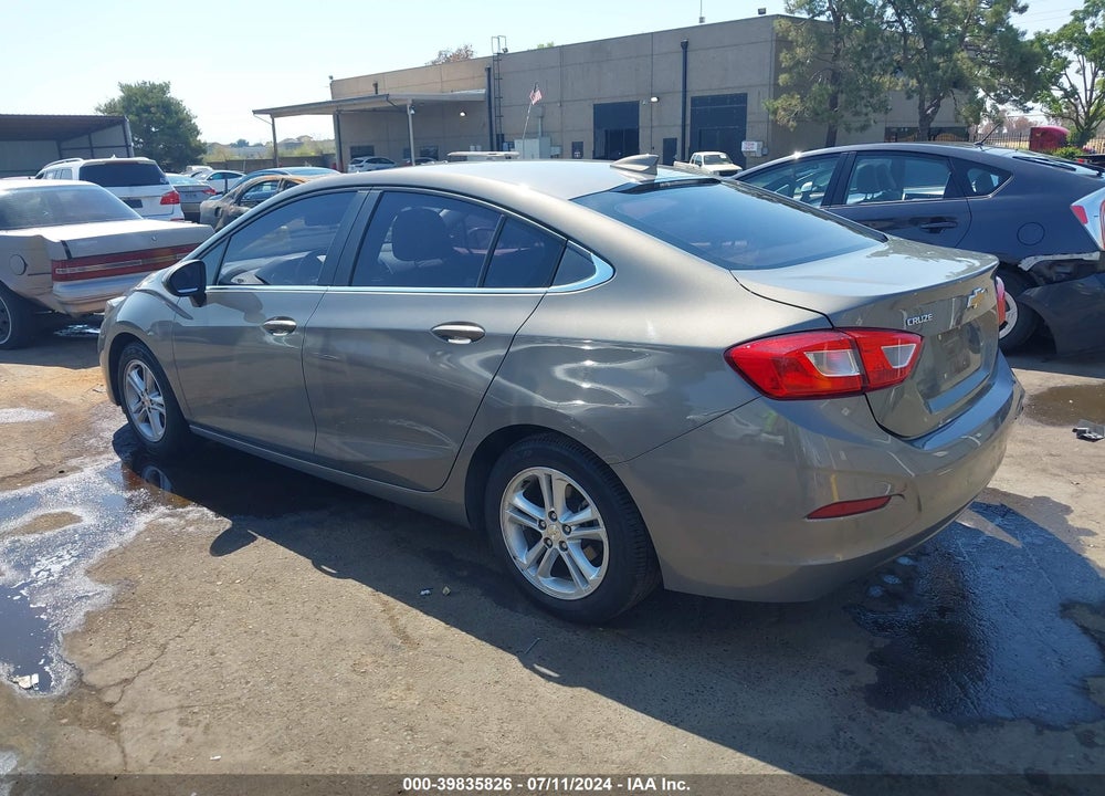 2018 CHEVROLET CRUZE LT AUTO VIN: 1G1BE5SM9J7143098