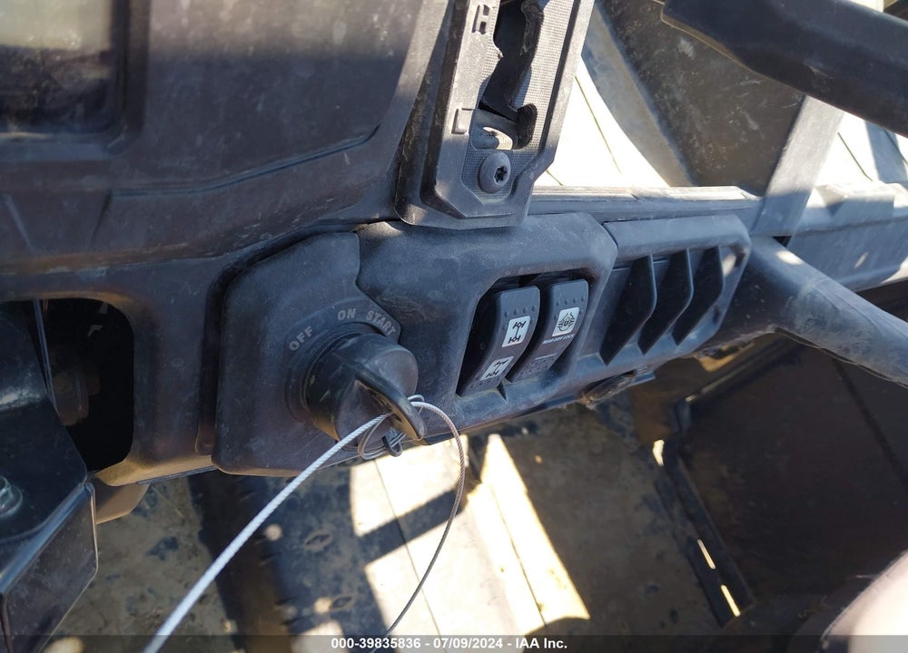 2022 CAN-AM DEFENDER HD7/DPS HD7 VIN: 3JBUGAJ41NK001973