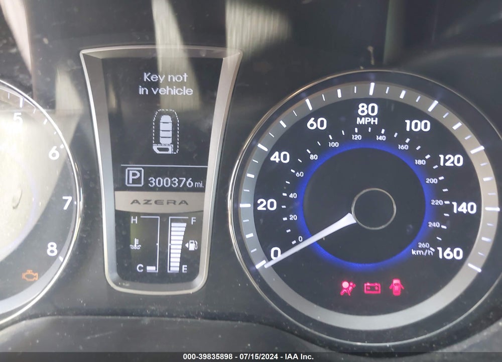 2012 HYUNDAI AZERA VIN: KMHFG4JG7CA150870