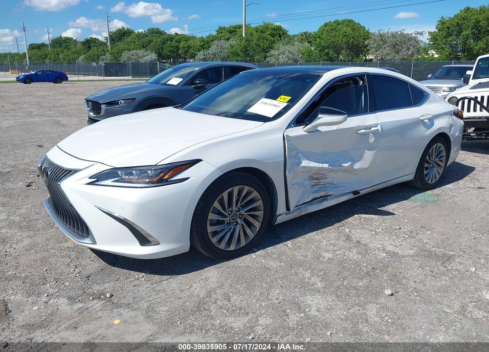 2021 LEXUS ES 350 ULTRA LUXURY VIN: 58AFZ1B1XMU108172
