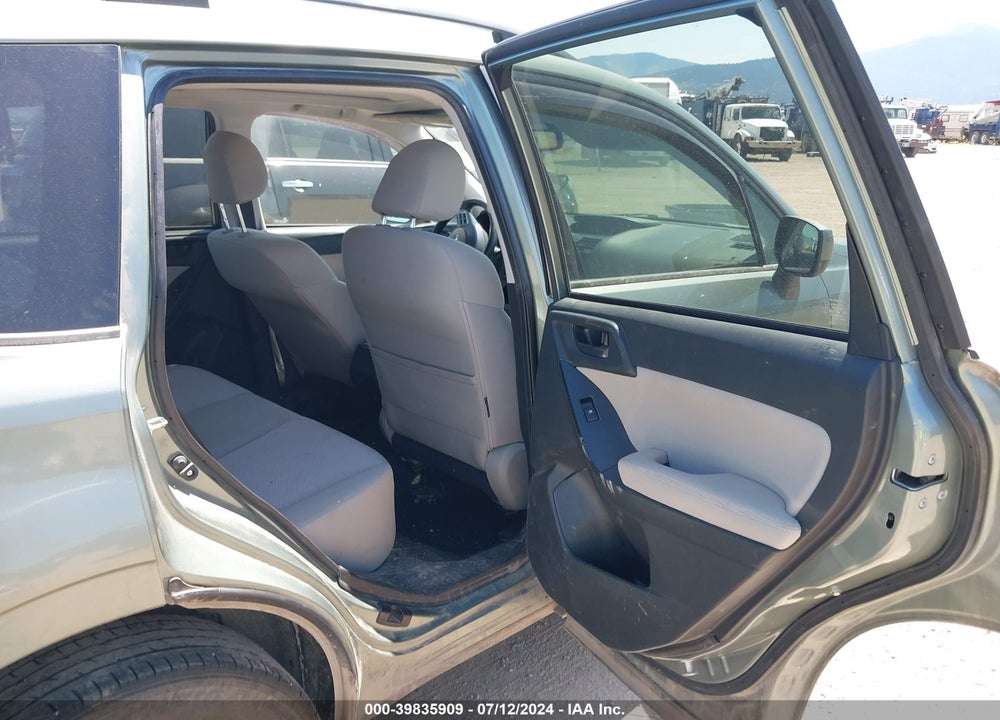 2015 SUBARU FORESTER 2.5I PREMIUM VIN: JF2SJADC0FH419901
