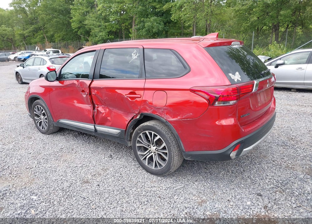 2018 MITSUBISHI OUTLANDER ES VIN: JA4AZ3A3XJZ056538