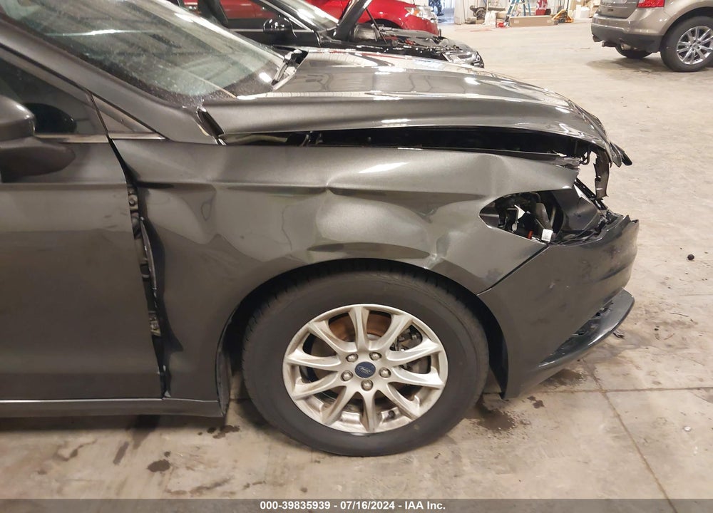 2017 FORD FUSION S VIN: 3FA6P0G71HR162052
