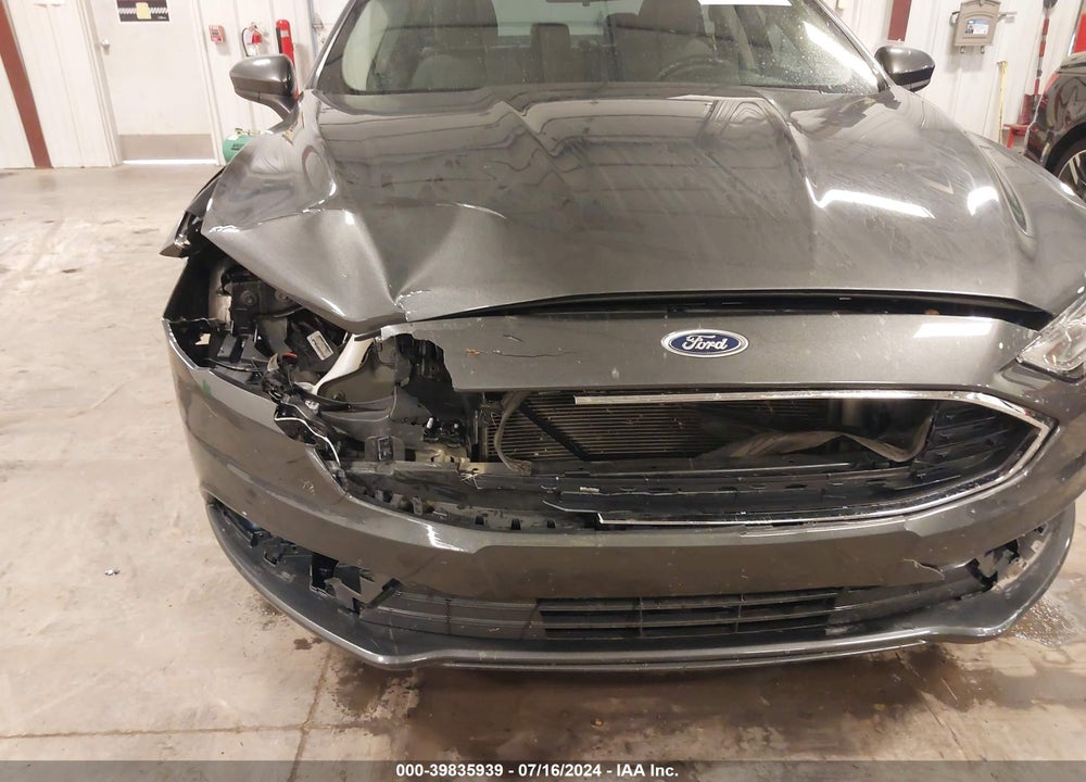 2017 FORD FUSION S VIN: 3FA6P0G71HR162052