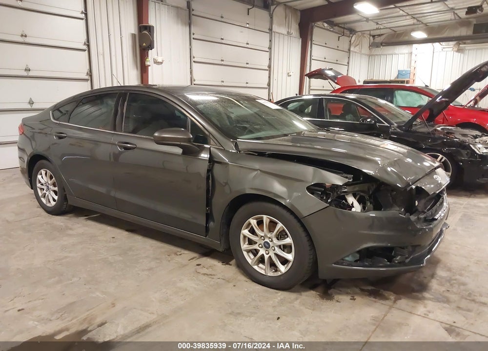 2017 FORD FUSION S VIN: 3FA6P0G71HR162052